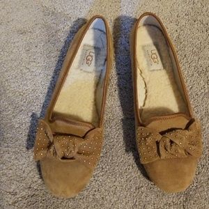 Ugg flat shoes